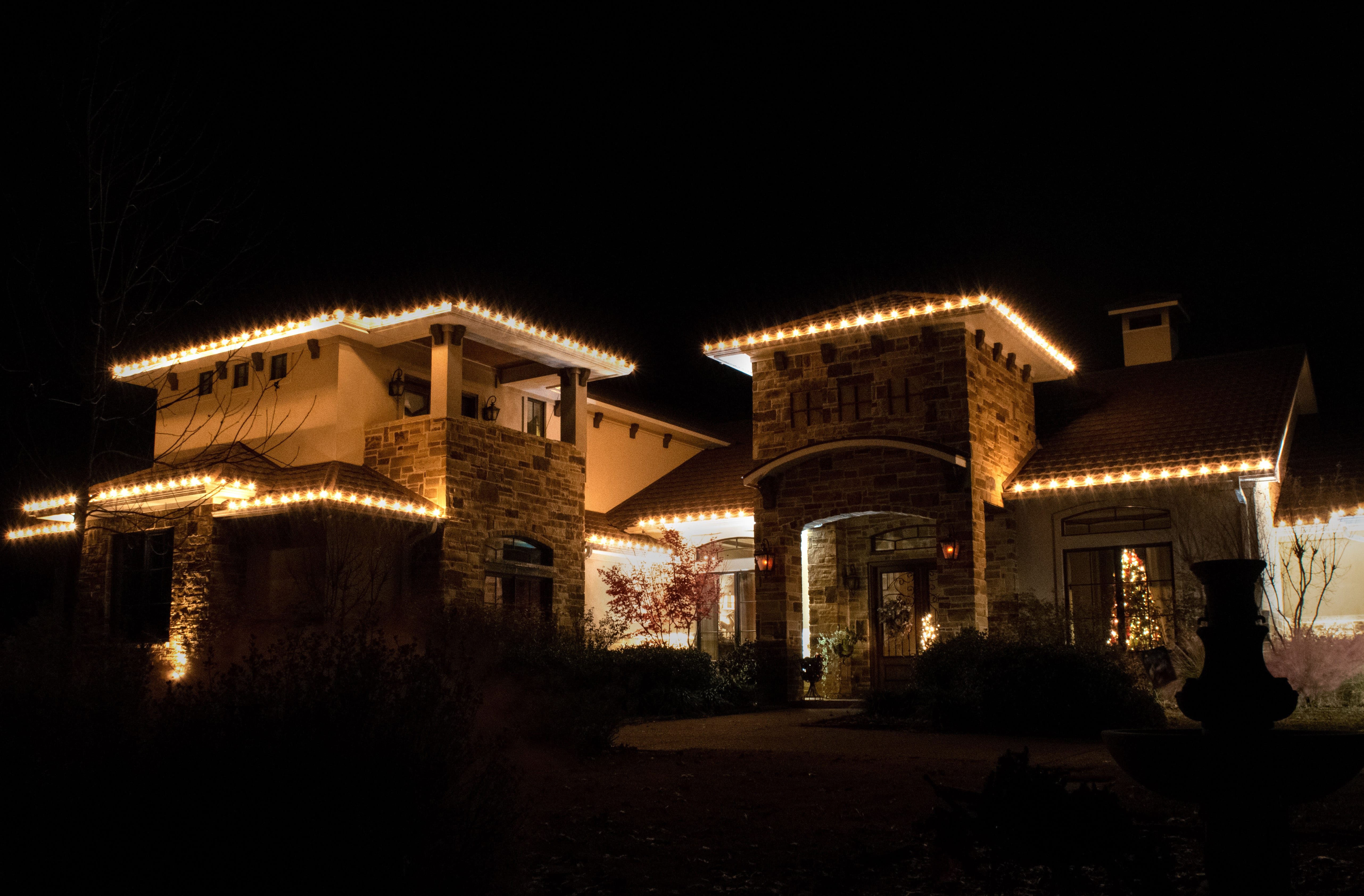 Ennis, TX Christmas Light Installation