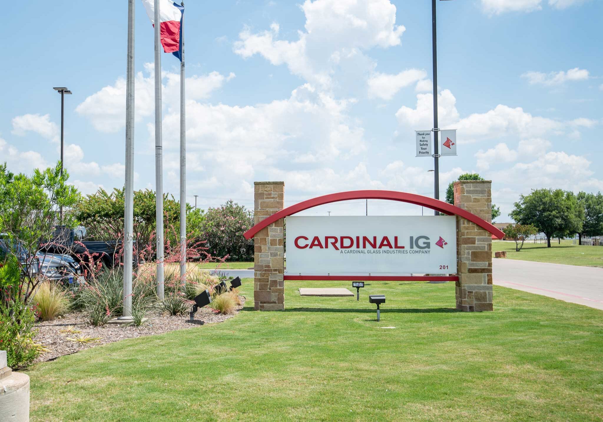 ennis-texas-commercial-landscaping